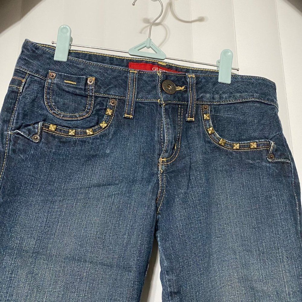 Guess “stretch” denim blue jean shorts - Picture 2 of 8